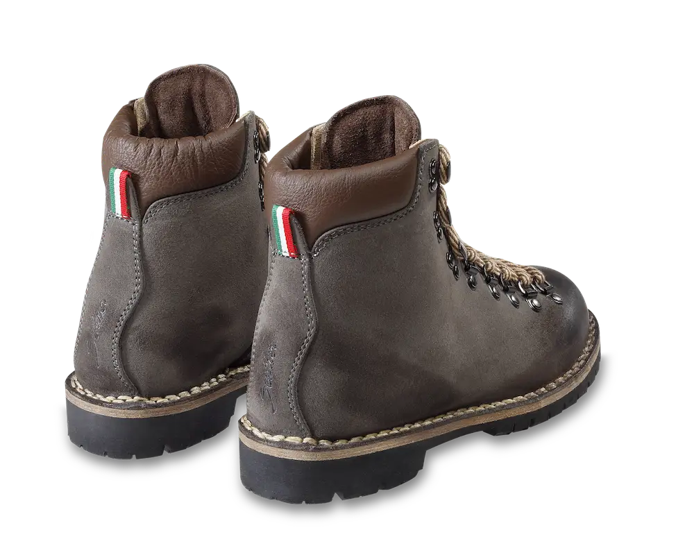 Boots Foster Limited Edition